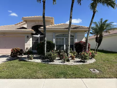 5953 Royal Club Dr, Boynton Beach, FL 33437