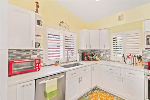 21588 Casa Monte Ct, Boca Raton, FL 33433