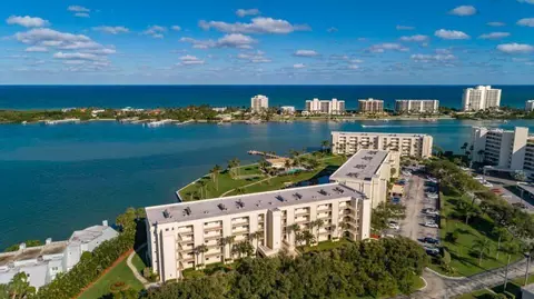 300 Intracoastal Pl #205, Tequesta, FL 33469