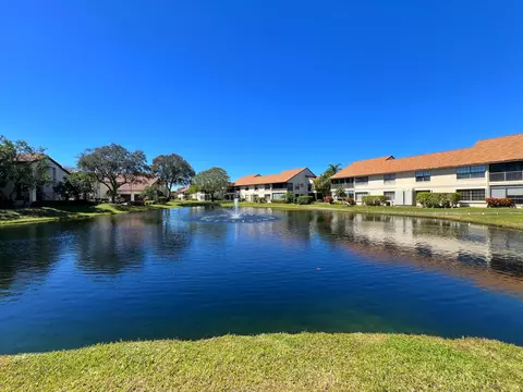 3415 Jog Park Dr, Greenacres, FL 33415