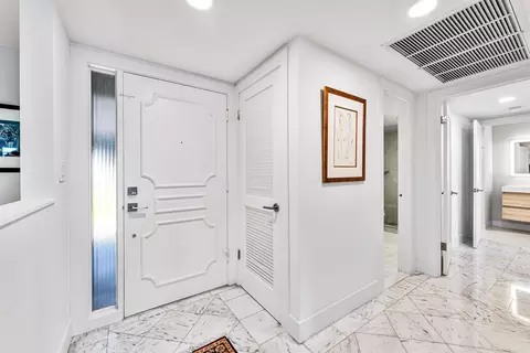 2185 Ibis Isle Rd #11, Palm Beach, FL 33480