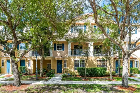 4561 Danson Way, Delray Beach, FL 33445