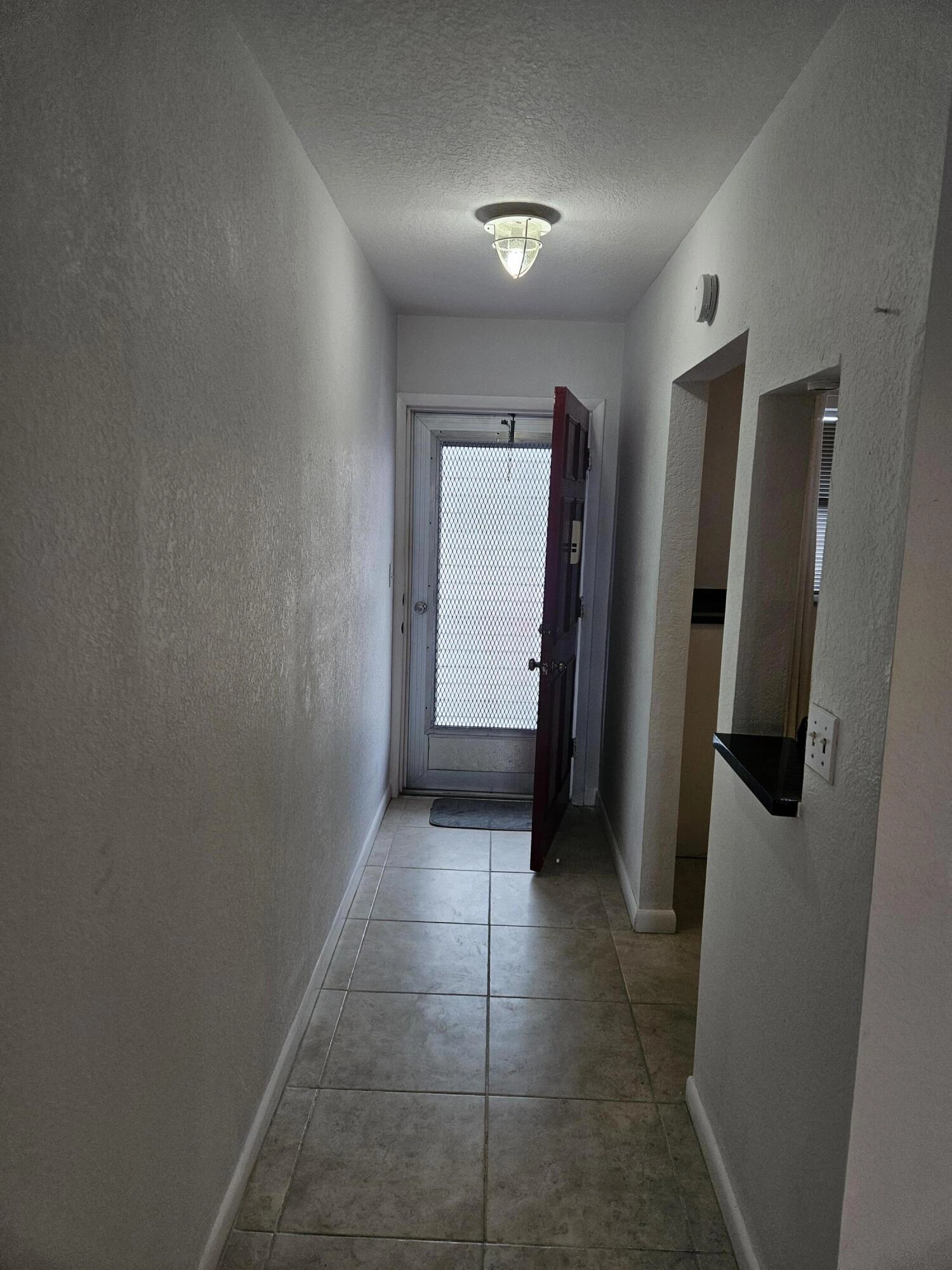 207 N Oxford 300 St NW Unit 300  