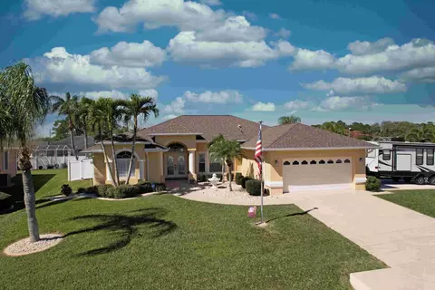 341 SE Cork Rd, Port Saint Lucie, FL 34984