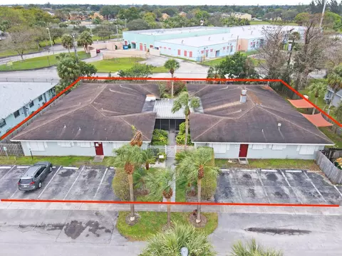 5800-5810 NW 27 Ct, Lauderhill, FL 33313