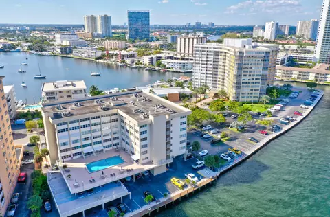 111 Golden Isles Dr #12E, Hallandale Beach, FL 33009