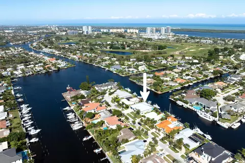 752 Waterway Dr, North Palm Beach, FL 33408
