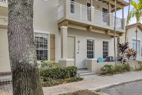 610 NW 25th Ave, Boynton Beach, FL 33426