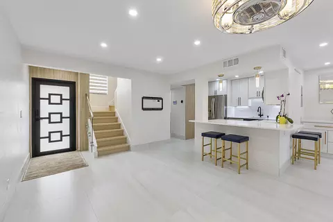 1149 NW 13th St #1, Boca Raton, FL 33486