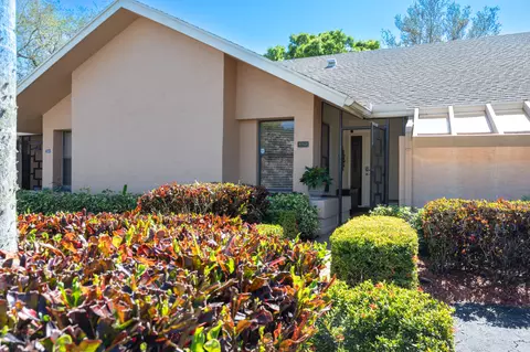 10948 Lake Front Pl, Boca Raton, FL 33498