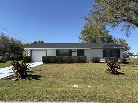 1710 SW Monterry Ln, Port Saint Lucie, FL 34953