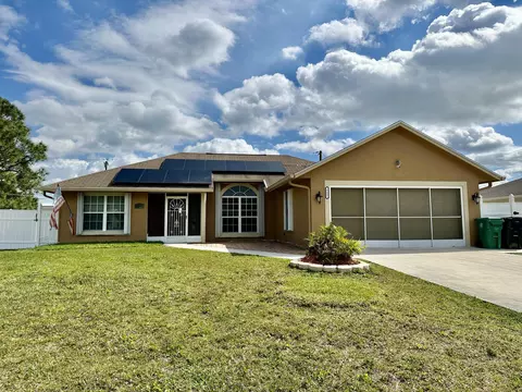 711 NW Virginia St, Port Saint Lucie, FL 34983