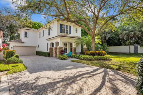 412 Pumpkin Dr, Palm Beach Gardens, FL 33410