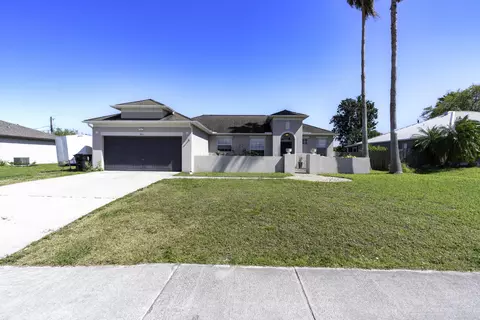 881 SW Bayshore Blvd, Port Saint Lucie, FL 34983
