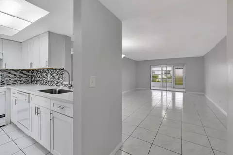 6525 S Oriole Blvd #101 J, Delray Beach, FL 33446