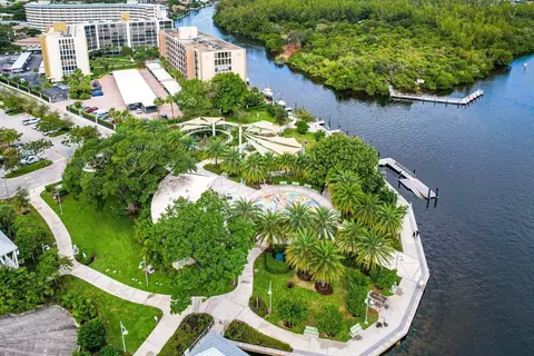 1631 Riverview Rd #508, Deerfield Beach, FL 33441