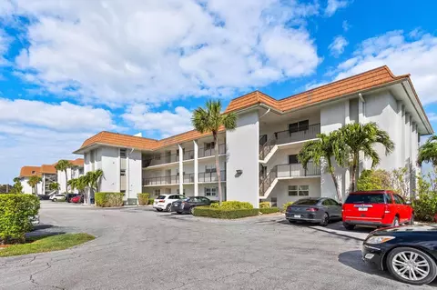 400 Wilma Cir #106, Riviera Beach, FL 33404