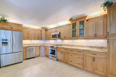 319 Pine Ridge Cir #C-1, Greenacres, FL 33463