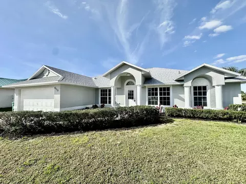 6115 NW Ginger Ln, Port Saint Lucie, FL 34986