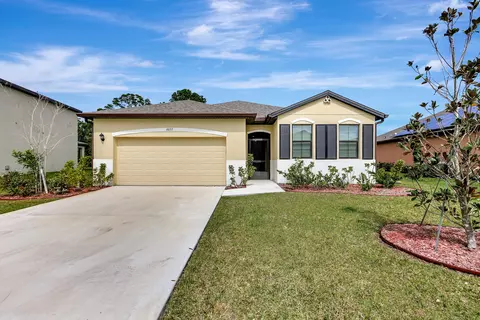 6037 NW Regent St, Port Saint Lucie, FL 34983