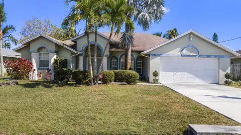 341 SE Whitmore Dr, Port Saint Lucie, FL 34984