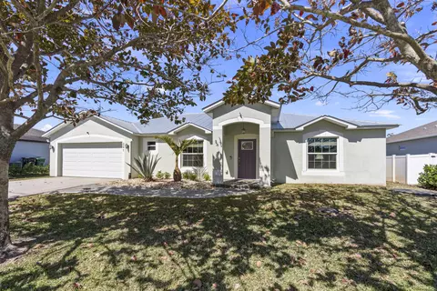 241 SW Fairchild Ave SW, Port Saint Lucie, FL 34984