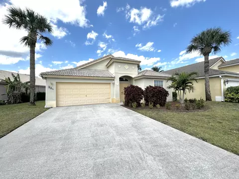 114 Derby Ln, Royal Palm Beach, FL 33411