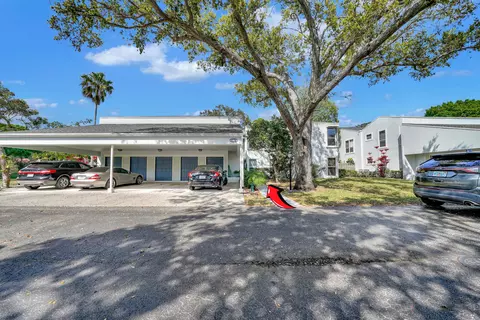 6173 Old Court Rd #121, Boca Raton, FL 33433