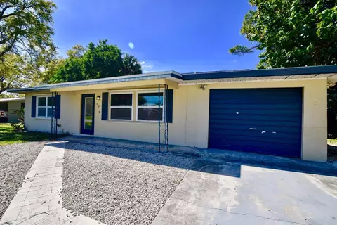 5021 Sunset Blvd, Fort Pierce, FL 34982