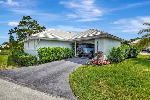 12 Slash Pine Dr, Boynton Beach, FL 33436