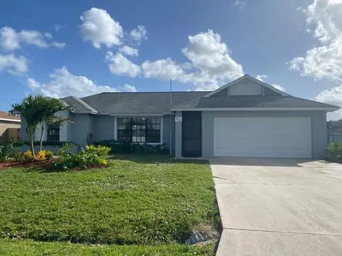272 SW Fairchild Ave, Port Saint Lucie, FL 34984