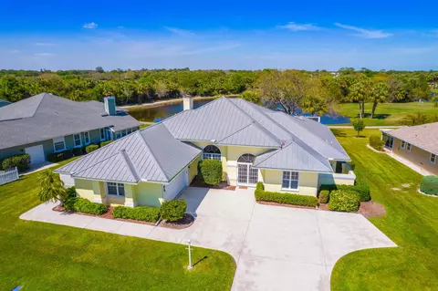 4406 Gator Trace Ln, Fort Pierce, FL 34982