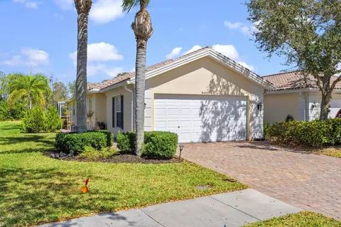 8455 SE Retreat Dr, Hobe Sound, FL 33455
