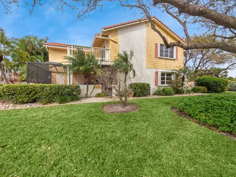 136 Seabreeze Cir, Jupiter, FL 33477
