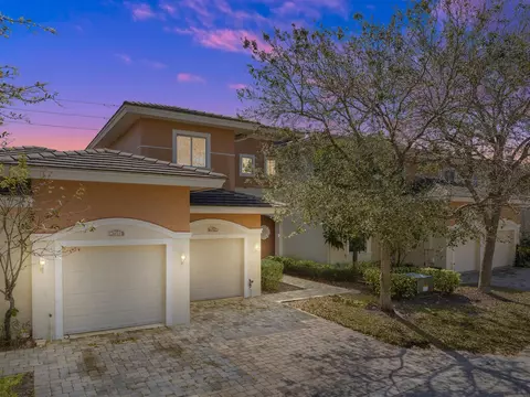 2571 Langrove Ln SW, Vero Beach, FL 32962
