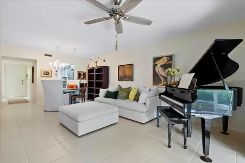 1250 Sugar Sands Blvd #111, Riviera Beach, FL 33404