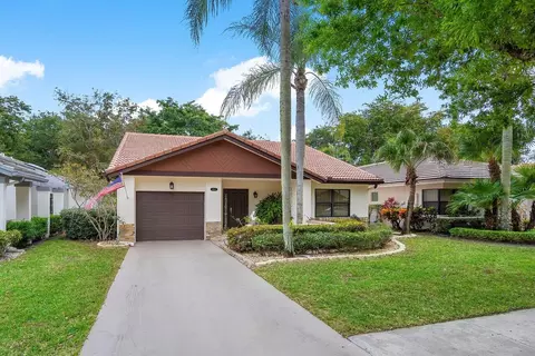 4852 Boxwood Cir, Boynton Beach, FL 33436