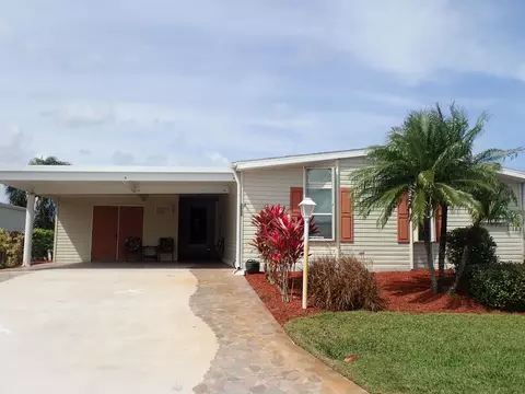 3033 Five Iron Dr, Port Saint Lucie, FL 34952