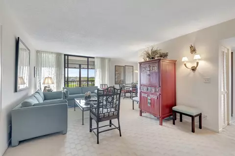 6845 Willow Wood Dr #3055, Boca Raton, FL 33434