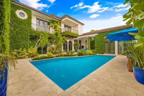 106 Via Quantera, Palm Beach Gardens, FL 33418