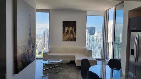 151 SE 1st St #PH04, Miami, FL 33131