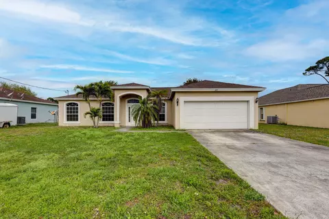 445 SW Duval Ave, Port Saint Lucie, FL 34983