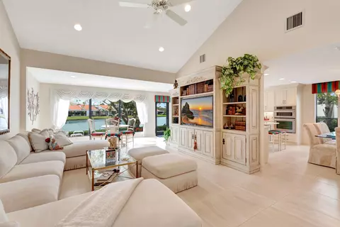 20040 Sawgrass Ln #4404, Boca Raton, FL 33434