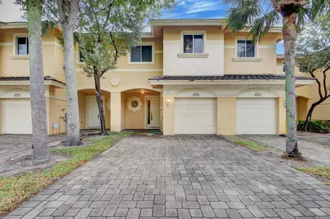 4396 Berkshire Wharf Dr, Lake Worth, FL 33461