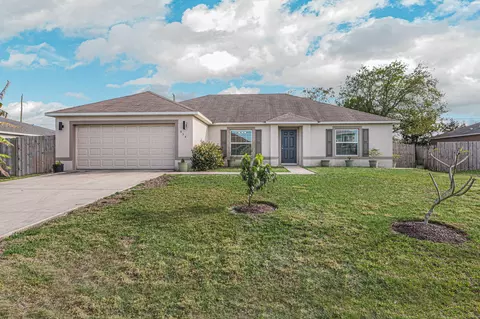 654 SW Backert Ave, Port Saint Lucie, FL 34953