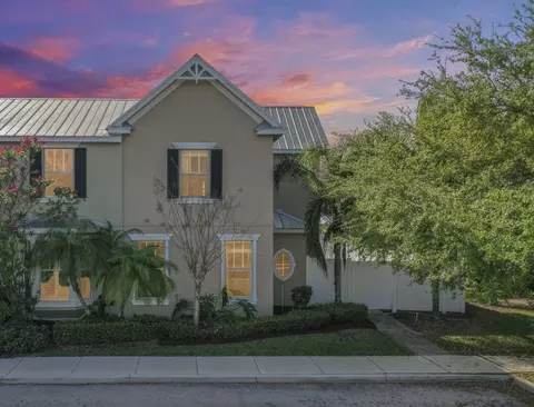 10627 SW Cam Run, Port Saint Lucie, FL 34987