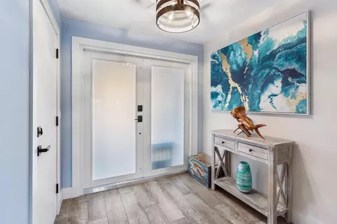 230 Sunrise Ave #103, Lantana, FL 33462