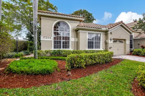 17234 Boca Club Blvd #104, Boca Raton, FL 33487