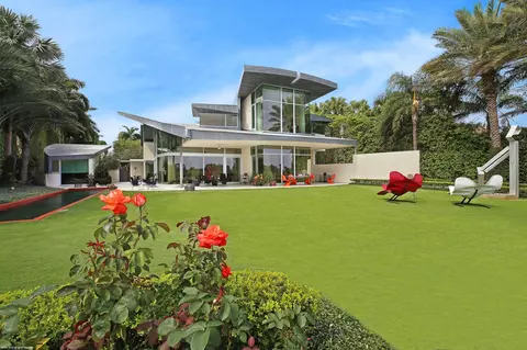 186 Spyglass Ln, Jupiter, FL 33477