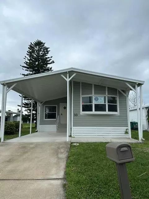 33 Mariposa Ln, Port Saint Lucie, FL 34952